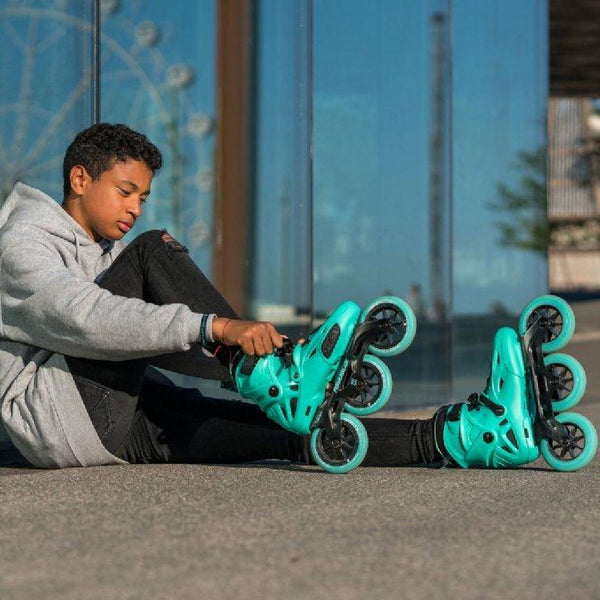 Powerslide-Imperial-125-Jade-Inline-Skate-Lifestyle-Image